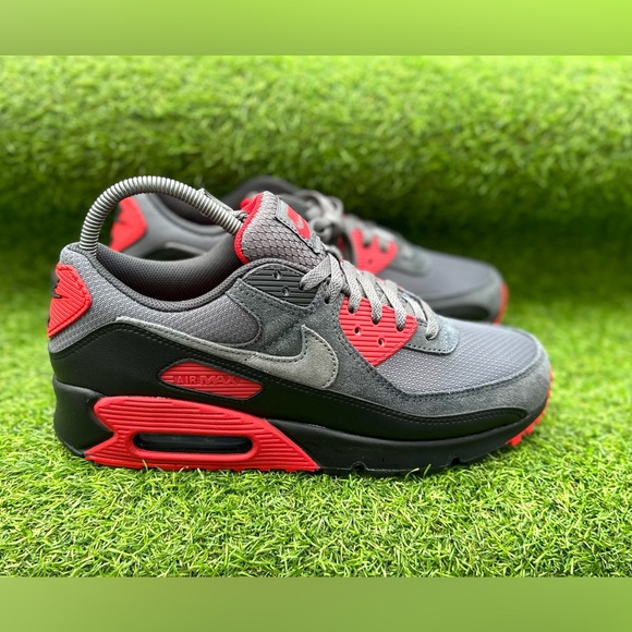 Nike Air Max 90 Smoke Grey Fire Red Men's Size 10.5 Brand New Authentic Shoes - Picture 5 of 7